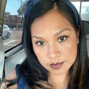 Meet your Posher, Gaby